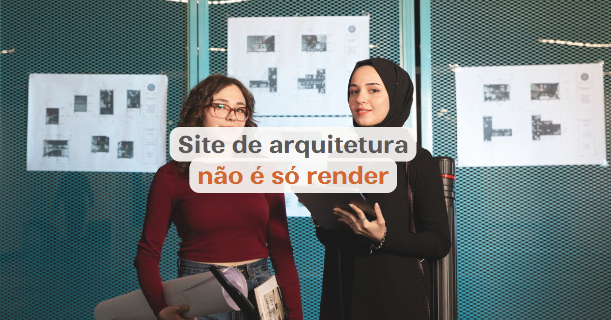 Portfólio de arquitetura: arquiteta revisando projeto e planta impressa com o cliente